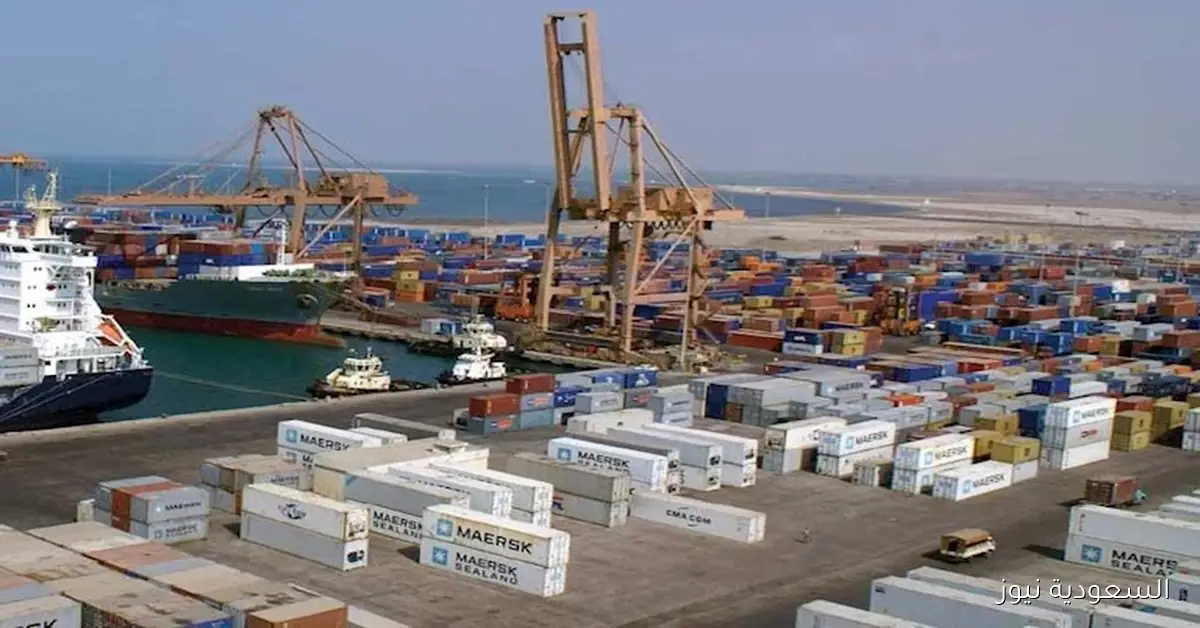 الجيش الإسرائيلي يطلب إخلاء ميناء الحديدة تحضيرًا لعملياته العسكرية