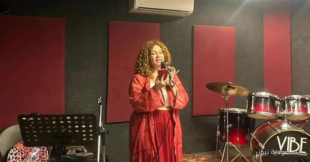 بروفات لينا شاماميان قبل حفلها في مسرح تياترو أركان