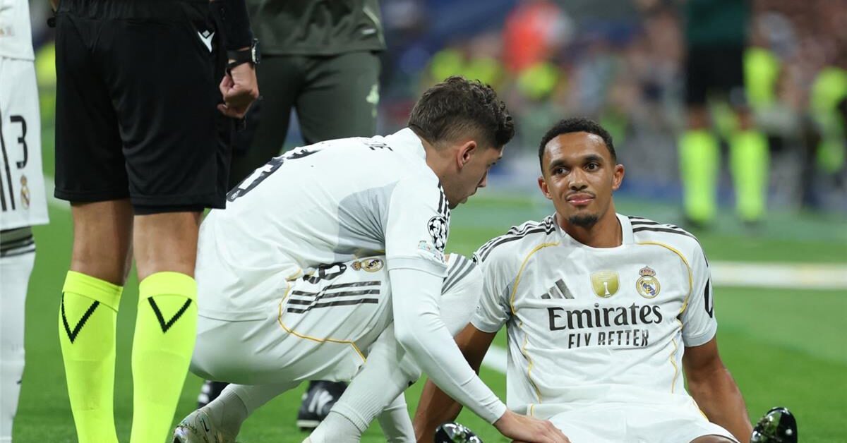 تشخيص أولي لإصابة أرنولد خلال مباراة ريال مدريد ومارسيليا