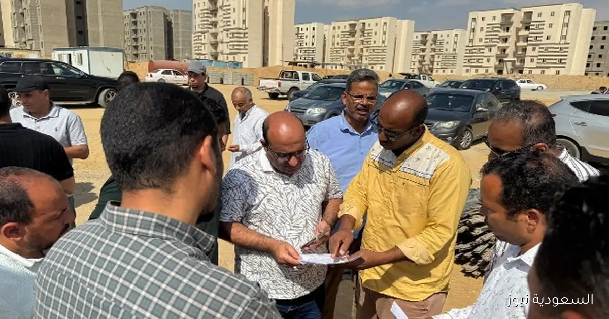 رئيس جهاز حدائق أكتوبر يستمر في جولات تفقد مشروعات الإسكان والمستشفى العام