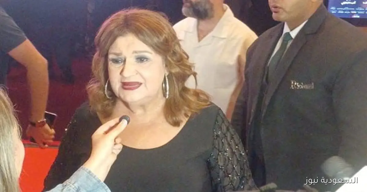 ميمي جمال تتألق في العرض الخاص لفيلم «فيها إيه يعني» وتجذب الأنظار