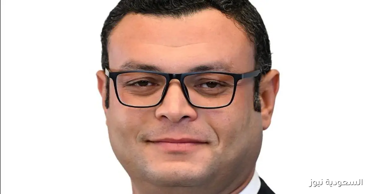 وزير الإسكان يعلن جاهزية 75 قطعة أرض من مشروع “بيت وطن” لتوصيل الكهرباء بامتداد النرجس في القاهرة الجديدة