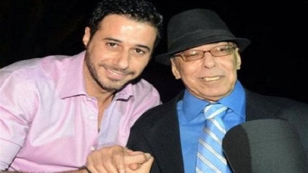 أحمد السعدني يحيي ذكرى ميلاد والده بكلمات مؤثرة: أفتقد مناقشاتنا، فالآباء يرحلون مبكرًا مهما عاشوا