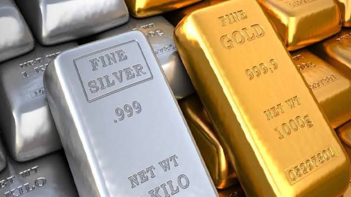 أسعار الذهب والفضة تستمر في الانخفاض بعد أكبر موجة بيع منذ 12 عامًا