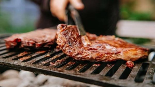 أسعار اللحوم البلدية والمستوردة اليوم الثلاثاء 14 أكتوبر 2025 تتفاوت