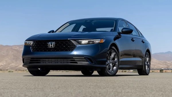 أسعار ومواصفات هوندا أكورد 2026 في السوق السعودي