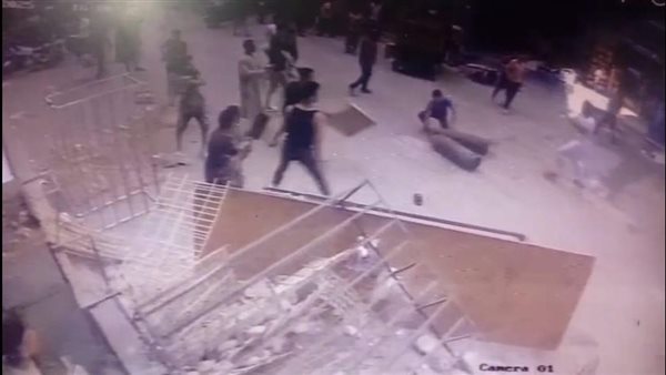 أهالي منشية السد العالي بالسلام يتهمون صاحب مخبز سياحي بتعطيل الطريق العام