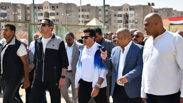 افتتاح ملعب خماسي بمركز شباب التوفيق بحضور وزير الشباب والرياضة ومحافظ السويس