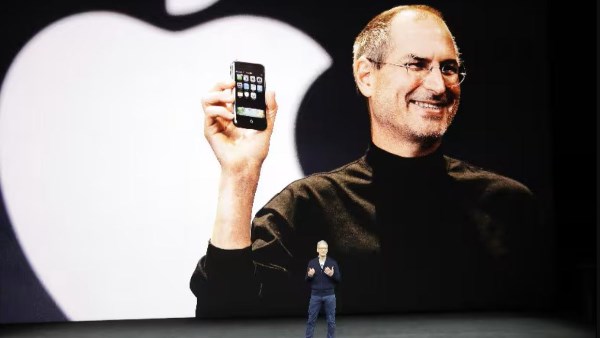 الحدث الأهم في تاريخ آبل يقترب.. هل نودع iPhone 19 للأبد؟