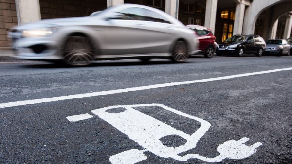 السيارات الكهربائية واختبارات التصادم: كيف تكشف عن تفاوت مستويات الأمان؟