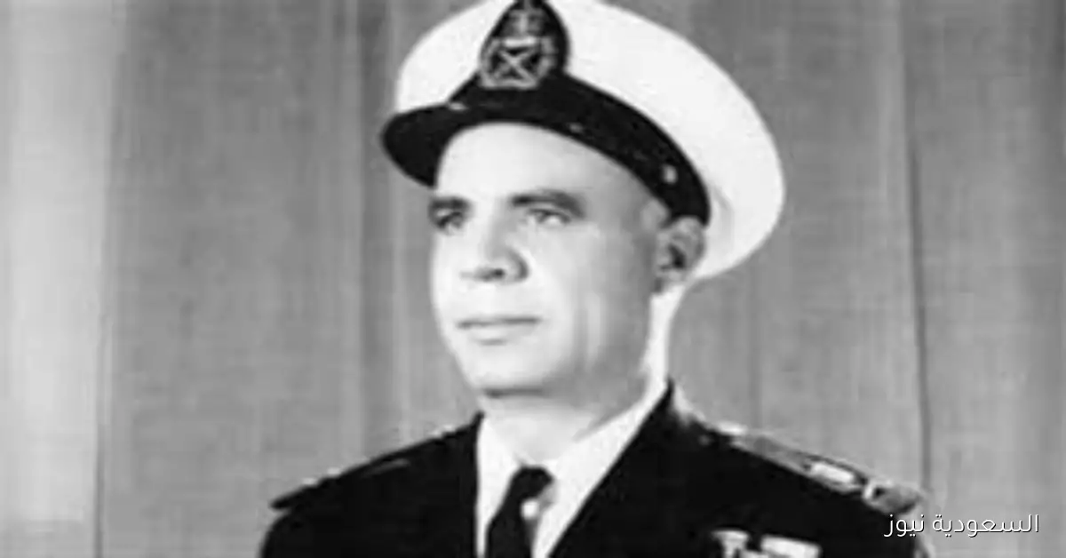 الفريق أول فؤاد ذكري: حصار العدو بحريا وإغلاق مضيق باب المندب