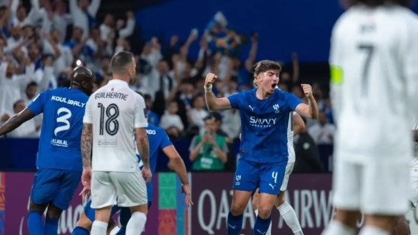 الهلال السعودي يحقق انتصاراً كبيراً على السد القطري بثلاثة أهداف في دوري أبطال آسيا للنخبة