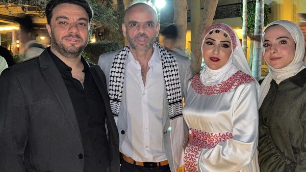 بعد 23 عاماً من الطلاق، أسير فلسطيني يتزوج من زوجته مجدداً