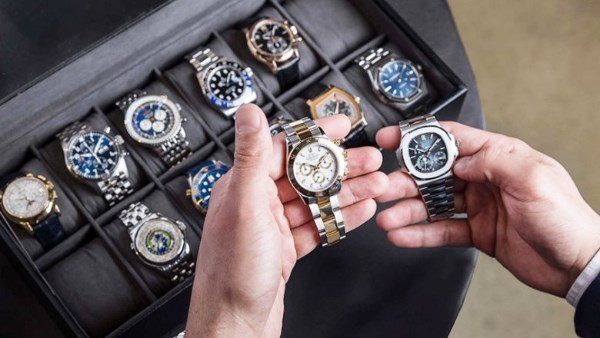 تراجع صادرات الساعات السويسرية بنسبة 56% في السوق الأمريكية بسبب رسوم ترامب