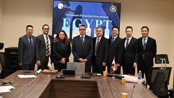 تعزيز التعاون مع مجلس مقاطعة جيانجسو لجذب المزيد من الاستثمارات الصناعية الصينية إلى مصر