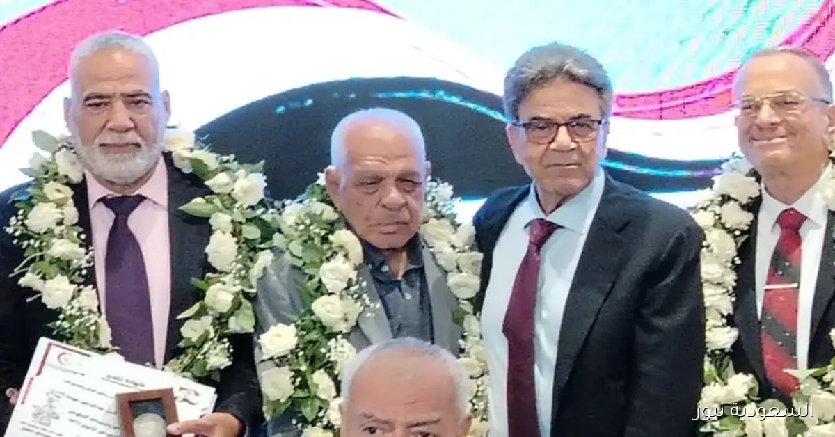 تكريم أبناء البيطريين أبطال نصر أكتوبر وإرسال تحية للرئيس