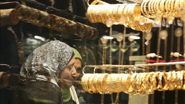 جرام الذهب عيار 21 يصل إلى 5510 جنيهات بعد انخفاض سعر الأوقية عالميًا
