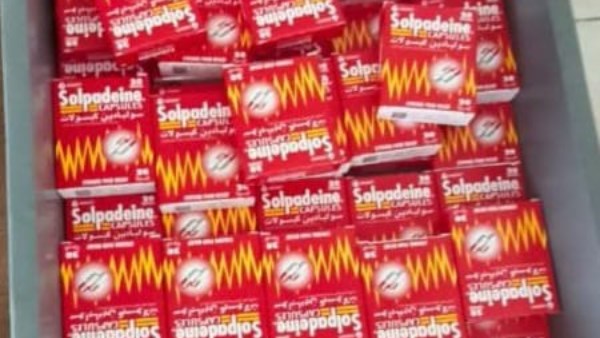 ضبط راكب مصري قادم من جدة يهرّب أدوية مخدرة بمطار الإسكندرية