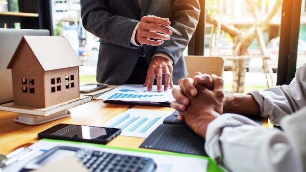 عقود التأجير التمويلي تتضاعف مرتين وتصل إلى 1079 عقداً خلال 6 أشهر