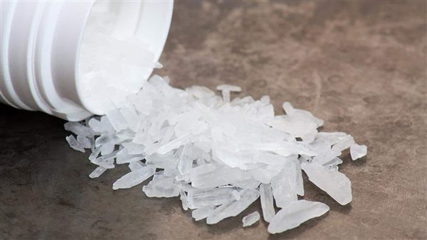 قهوة وبروتين للجيم تكشف حيلة إخفاء المخدرات.. تفاصيل تصنيع مخدر الآيس على يد أجنبيين بالغردقة | خاص