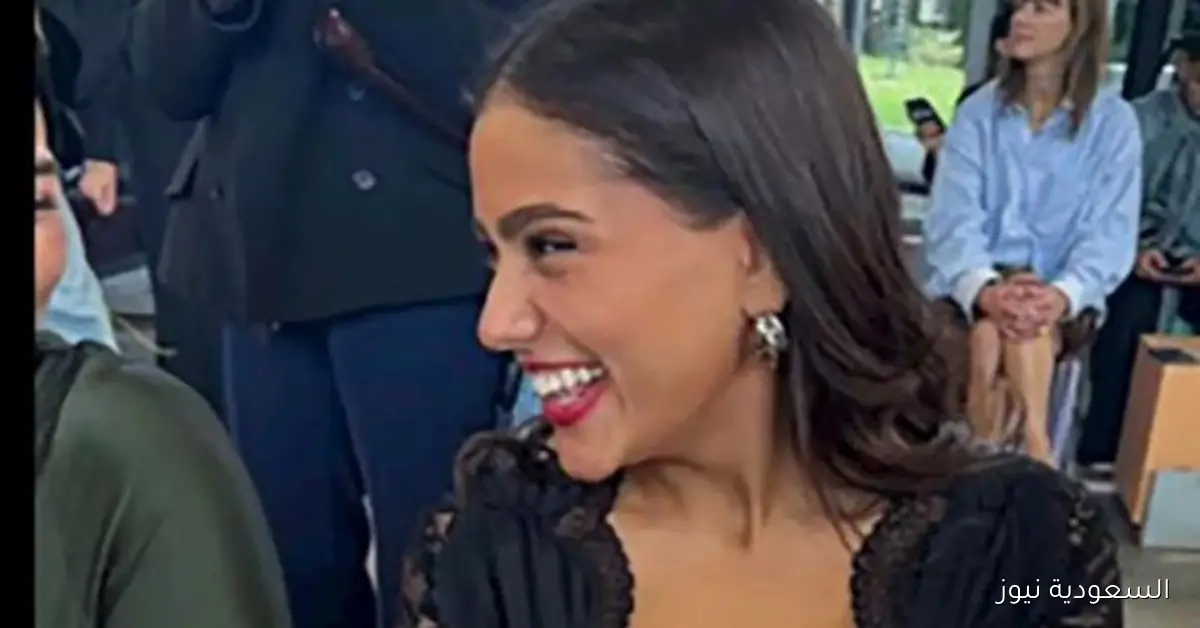 كنزي عمرو دياب تتألق بإطلالة جديدة وجذابة