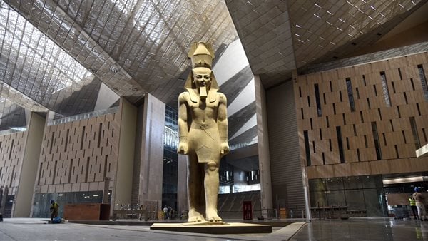 لحظة تاريخية في الحضارة.. وزير الطيران المدني: المتحف المصري الكبير هدية مصر للعالم