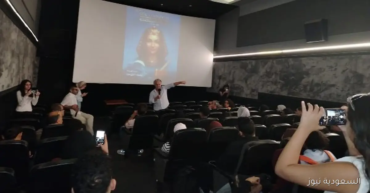 ماستر كلاس الإخراج في مهرجان الإسكندرية: عبد الحكيم بن عباس يتحدث عن أهمية الإبداع والخيال للفريق