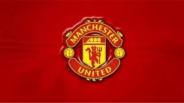 مانشستر يونايتد يطالب الدوري الإنجليزي بمراعاة جماهيره بعد اعتراضه على جدول مباريات منتصف الأسبوع