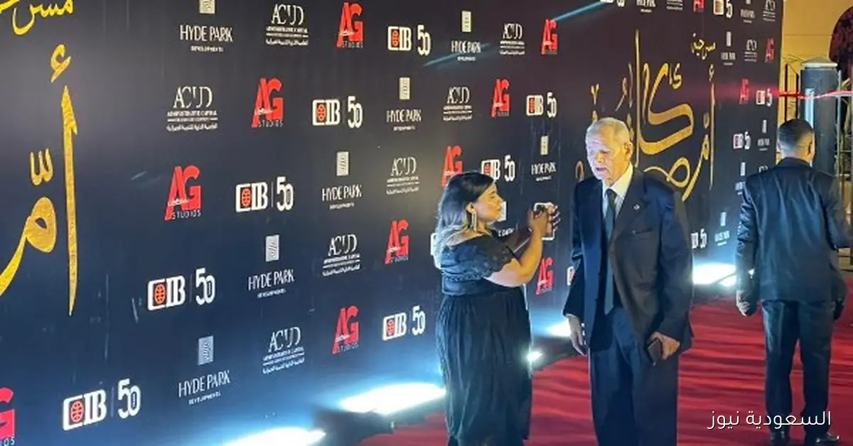 مدحت العدل وليلى عز العرب يتألقان في افتتاح مسرحية أم كلثوم