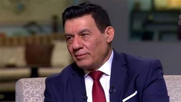 مدحت شلبي يعتذر لأحمد الشناوي حارس بيراميدز على الهواء لهذا السبب