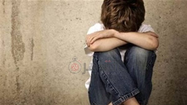 مسن يعتدي على طفل ويهتك عرضه في عين شمس