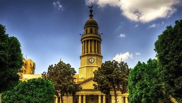 معًا لمكافحة سرطان الثدي في يوم توعوي بكلية طب قصر العيني بحضور رئيس الجامعة