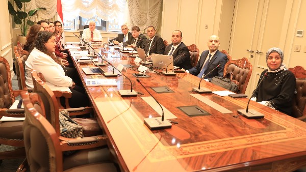 وزير التعليم العالي يترأس اجتماع هيئة فولبرايت ويؤكد أهمية دعم الباحثين المصريين وتوسيع فرص الابتكار