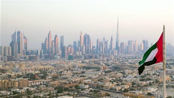 أجواء معتدلة ورطوبة ليلية مع احتمالية ظهور ضباب خفيف في الإمارات