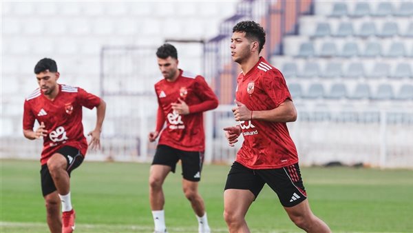 الأهلي يتدرب على ملعب الكريكيت في أبو ظبي