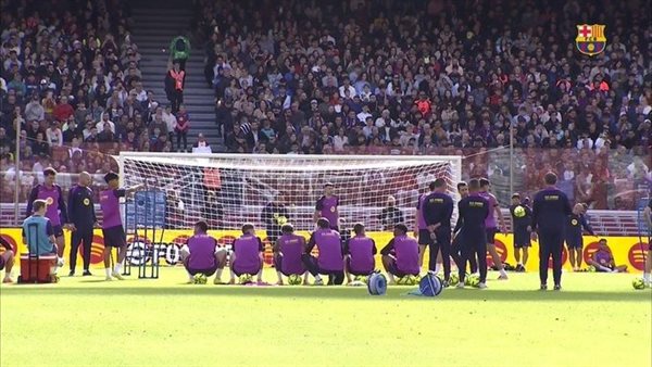 برشلونة يفتح ملعب كامب نو أمام الجماهير بعد إغلاقه لمدة 890 يومًا