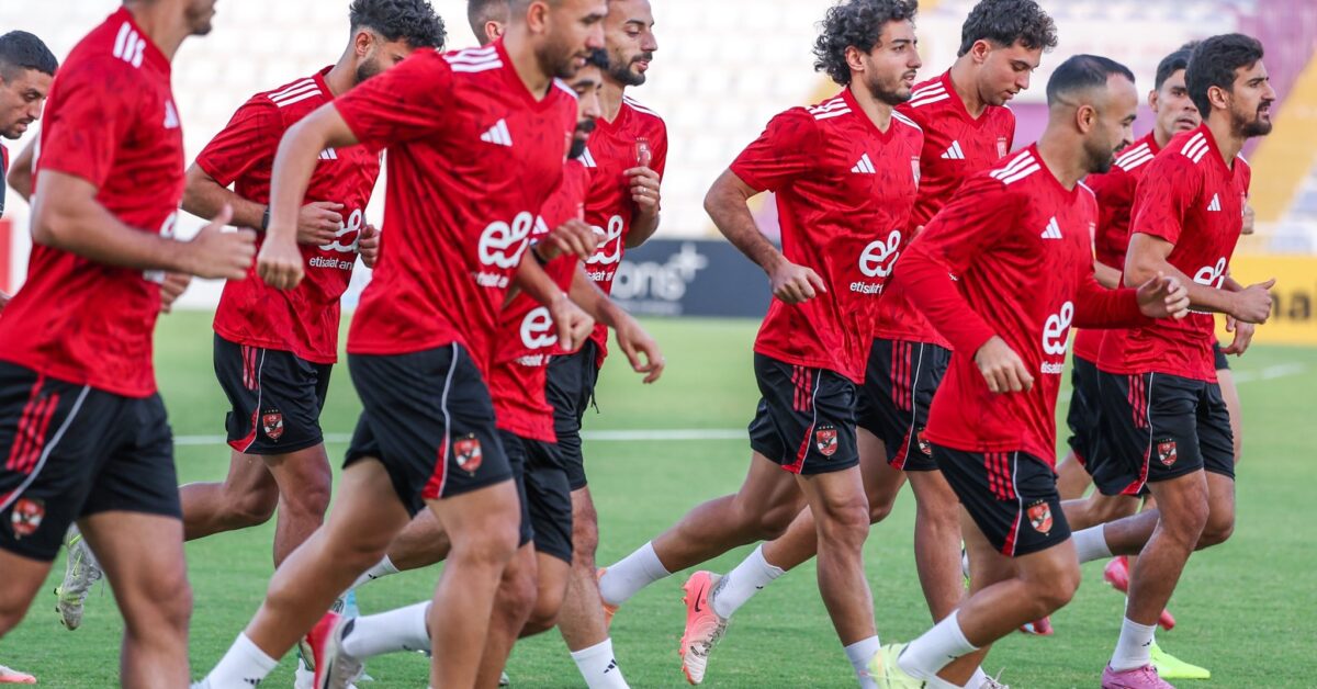 المدرب الدنماركـي يستبعد 3 لاعبين من تشكيلة الاهلي أمام سيراميكا غدا المتوقعه في السوبر المصري