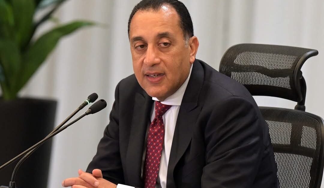 رئيس الوزراء: مصر تحولت إلى مركز عالمي لإنتاج الضفائر الكهربائية للسيارات