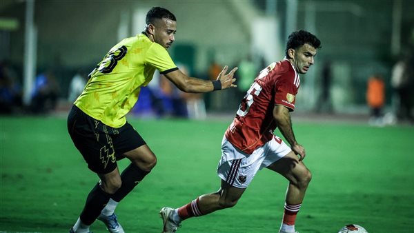 عبد الحفيظ ووليد صلاح الدين يقدمان لزيزو نصائح التعامل مع الجماهير في مباراة القمة