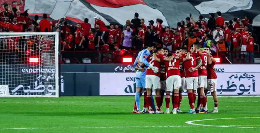 معلومات حول صفقة تبادل محتملة بين النادي الأهلي ونادي الرجاء المغربي في يناير