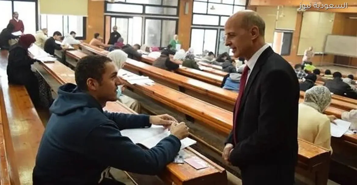 رئيس جامعة بني سويف يتفقد الكليات لمتابعة امتحانات الفصل الدراسي الأول