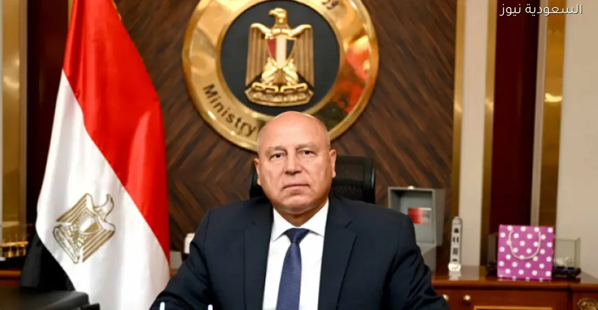 كامل الوزير يصل مسقط للمشاركة في منتدى الأعمال المصري العماني