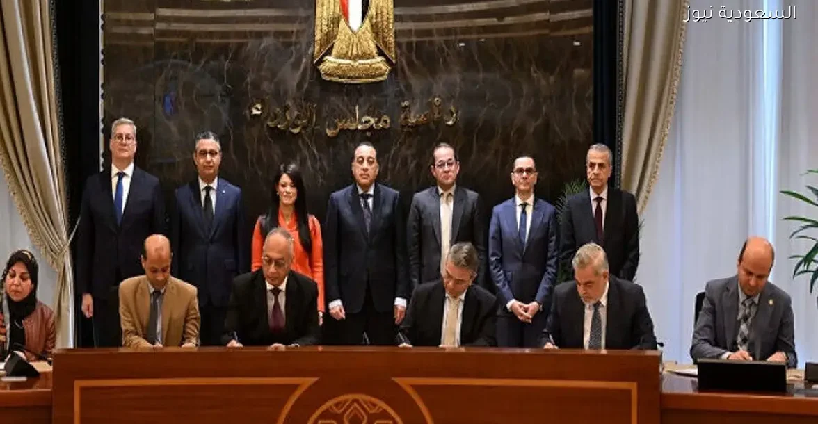 مدبولي يشهد توقيع بروتوكول لتوحيد بيانات الصادرات والواردات بين الجهات الوطنية