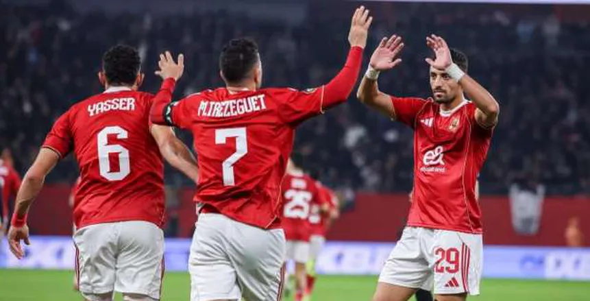 السعودية نيوز : الأهلي يفقد السيطرة على مفاوضات صفقة المهاجم بسبب أشرف داري