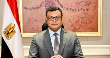 السعودية نيوز : 
                                            دفع العمل بمشروعات الطرق بمواقع المبادرة الرئاسية “سكن لكل المصريين”