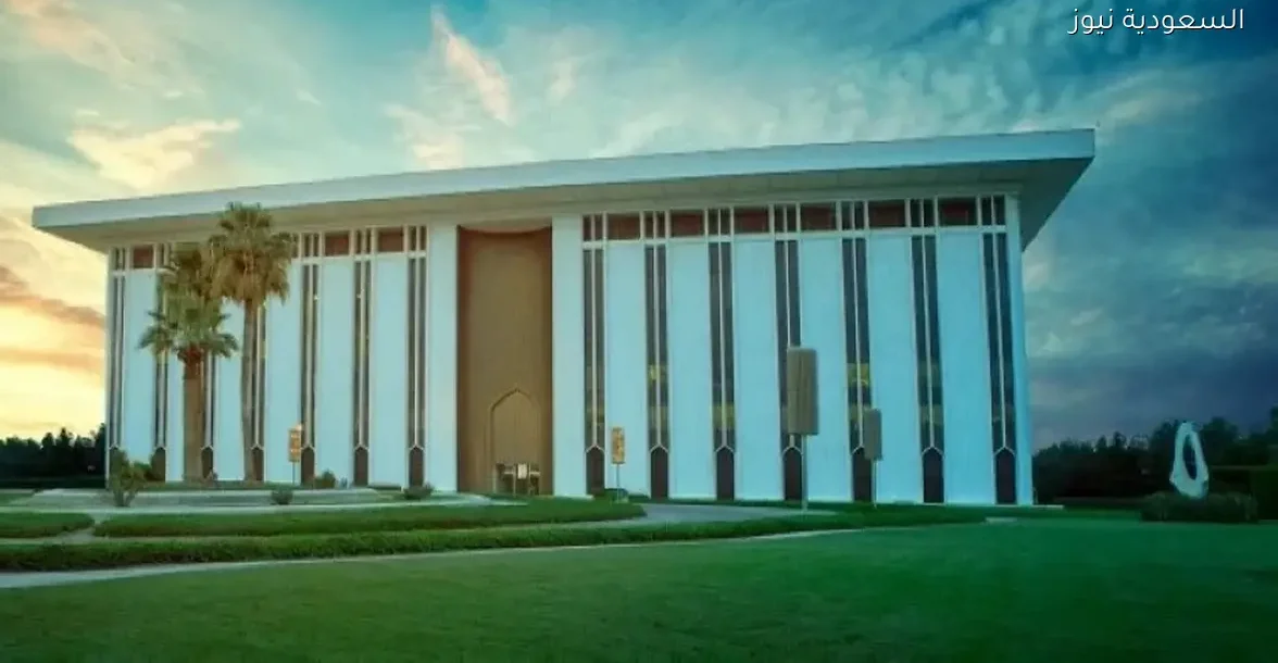 «ساما» تطلب من البنوك إلغاء سندات الأمر على بطاقات الائتمان خلال 6 أشهر