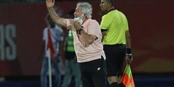 طولان كان سيتراجع عن قيادة المنتخب الثاني وأتمنى إسنادها لمساعدي حسام حسن