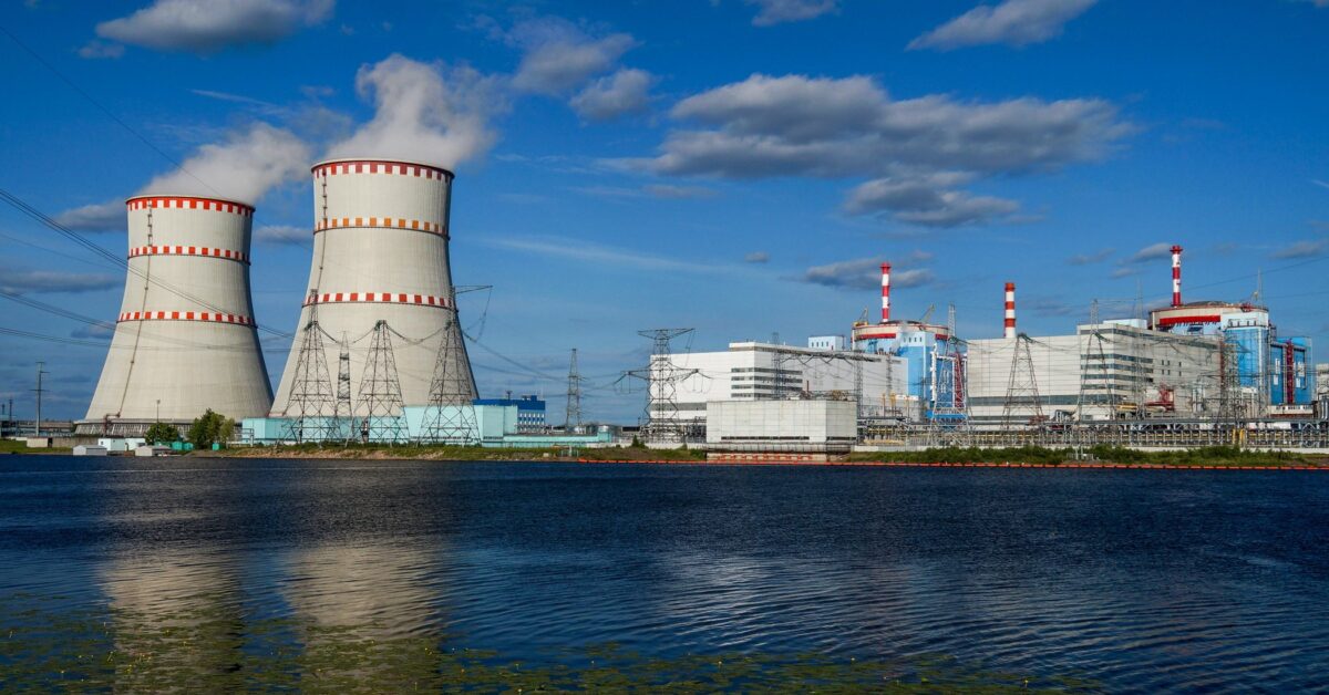 فرص عمل جديدة تصل إلى 1100 وظيفة بمشروع الضبعة برواتب تصل لـ 40 ألف جنيه