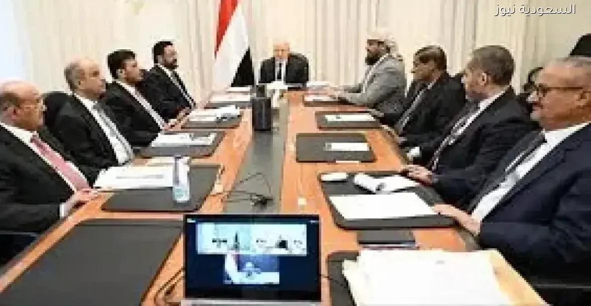 مليشيات الانتقالي تعلن موافقة 4 أعضاء من الرئاسة على اجتياح حضرموت والمهرة