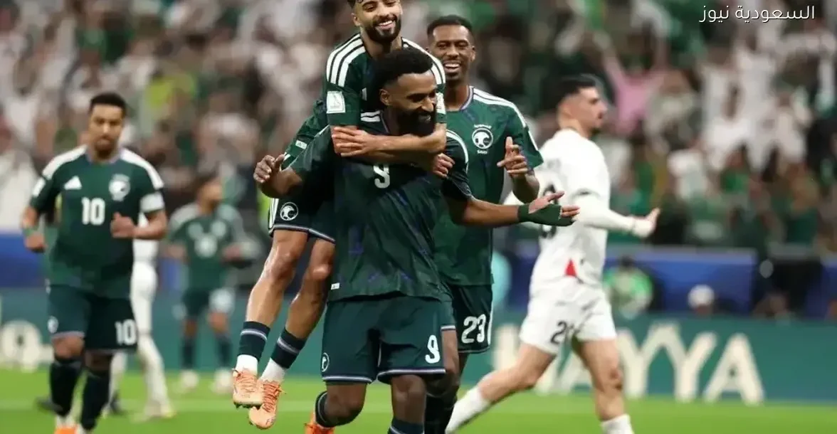 هل ينضم نجم السعودية لديربي الخليج؟ فحوصات حاسمة قبل مواجهة الإمارات بكأس العرب